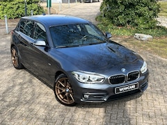 BMW 1-serie - 118i Edition Sport Line Executive 1.5i 136pk 5DRS - Camera - Alarm - Dashcam - ABC Klep - Navi Prof. - Pdc