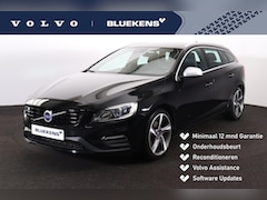 Volvo V60 - T3 R-Design - Verwarmde voorstoelen - Parkeersensoren achter - Navigatie - On Call - Cruis