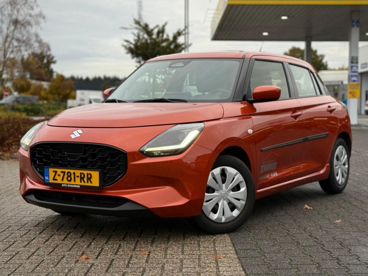 Suzuki Swift - 1.2 SMART HYBRID COMFORT NL-AUTO CAMERA NAVI KEYLESS - AutoWereld.nl