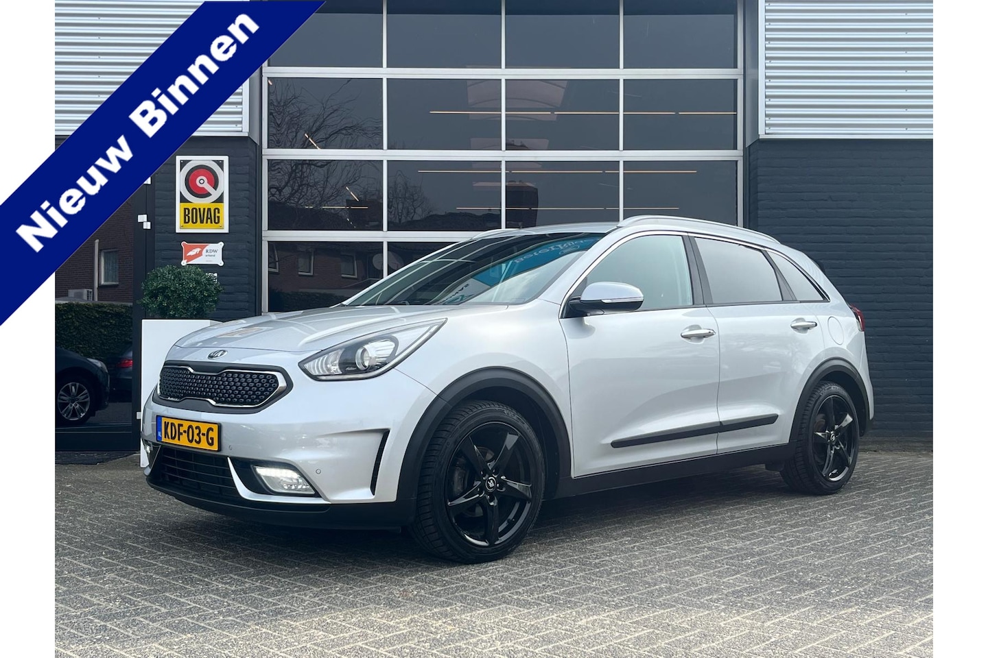 Kia Niro - 1.6 Hybrid DynamicLine, Automaat, CarPlay, Camera, Navi, Trekhaak, JBL - AutoWereld.nl