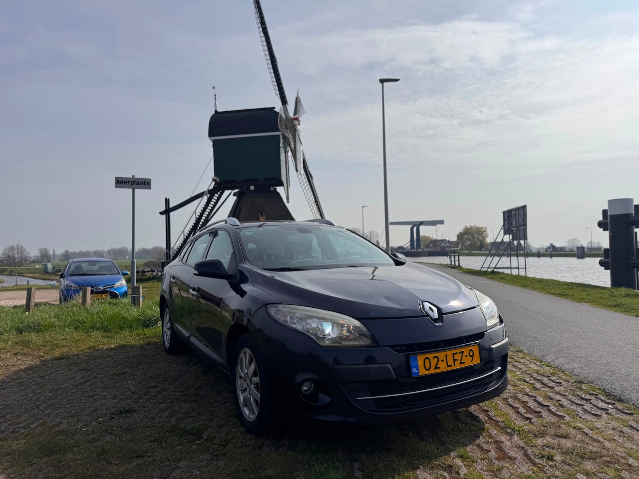 Renault Mégane Estate - 1.9 DCI 130PK *Leer*xenon*panodak*2 sleutels* - AutoWereld.nl