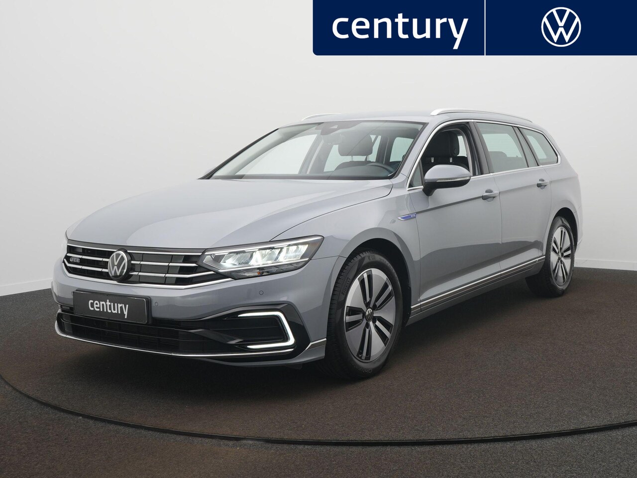 Volkswagen Passat - 1.4 TSI PHEV GTE Business Navigatie - LED - Camera - ACC- Stoelverwarming - ACC - - AutoWereld.nl