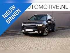 Mitsubishi Outlander - 2.0 PHEV Executive Edition 1e eigenaar, Panoramadak, Leren bekleding, Trekhaak, Camera, en