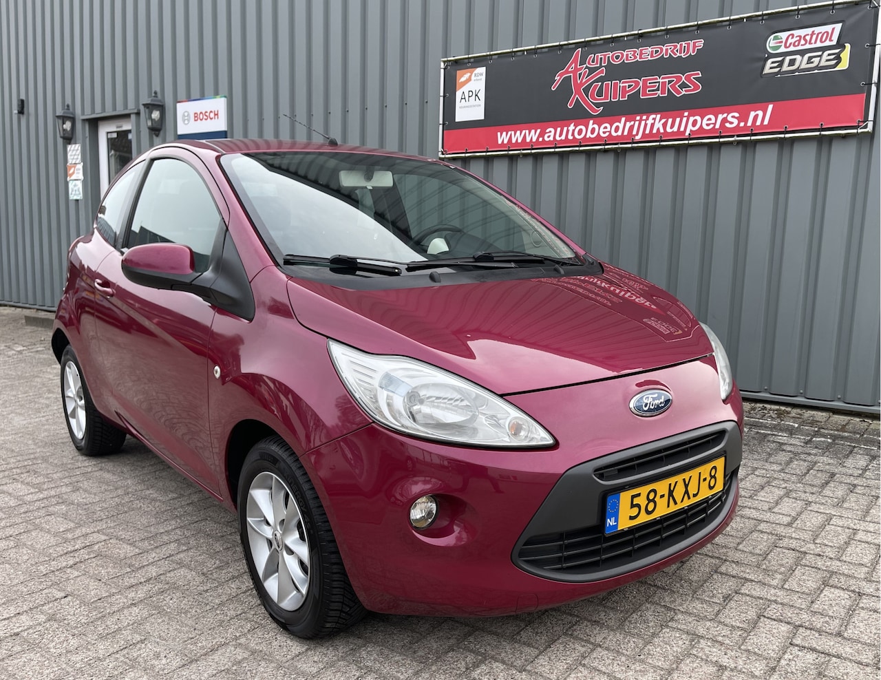 Ford Ka - 1.2 Titanium Airco.Lm.velgen.Electr.pakket.Audio - AutoWereld.nl