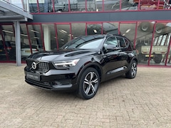 Volvo XC40 - 1.5 T5 Twin Engine R-Design | BTW | Leder | CC | PDC | Camera | Trekhaak |