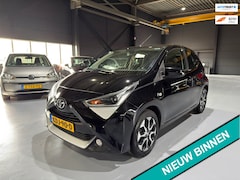 Toyota Aygo - 1.0 VVT-i x Dealer onderhouden | CarPlay | Camera