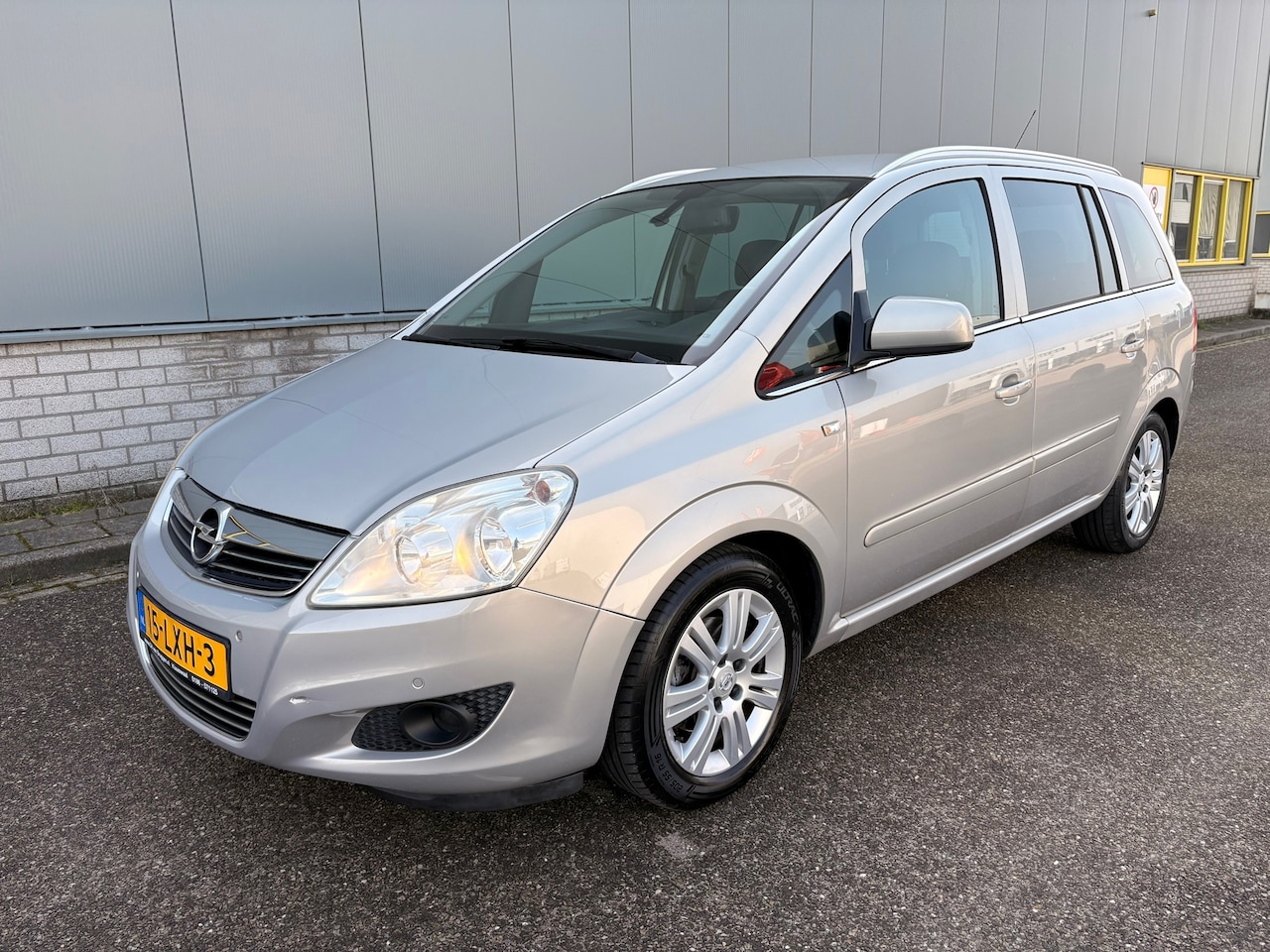 Opel Zafira - 1.8 Cosmo 7-zitter - AutoWereld.nl