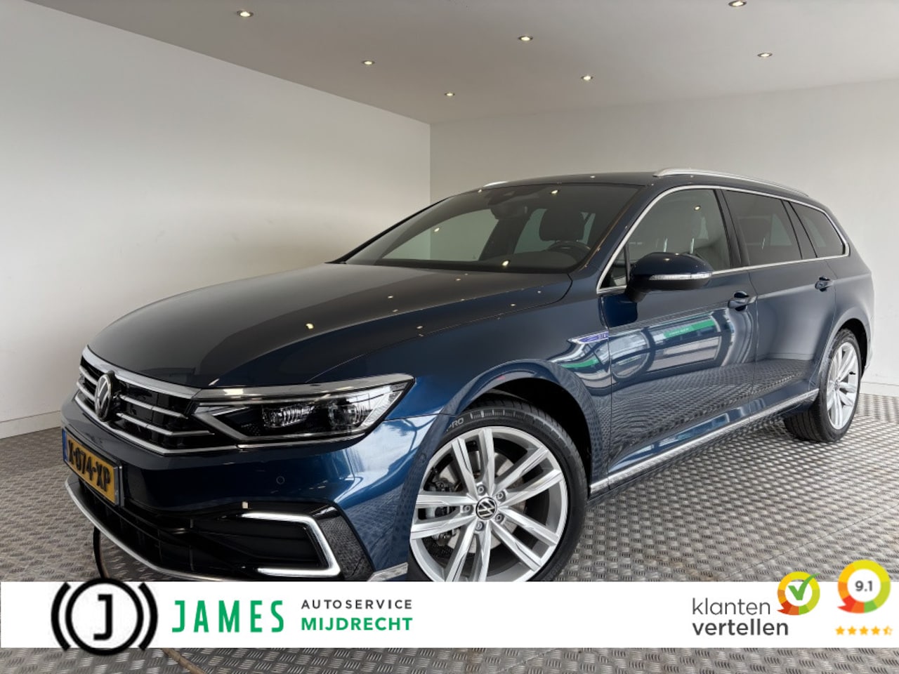 Volkswagen Passat Variant - 1.4 TSI PHEV GTE Business 1.4 TSI PHEV GTE Business, Panorama, Trekhaak - AutoWereld.nl