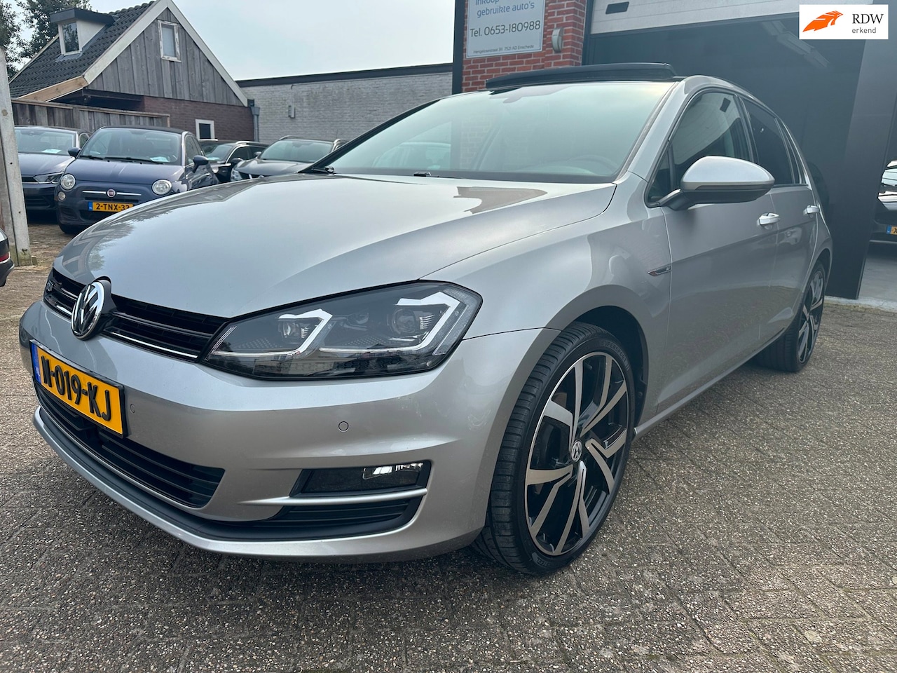 Volkswagen Golf - 1.2 TSI Highline PANORAMADAK-CLIMA-PDC-CRUISE-NAVI - AutoWereld.nl
