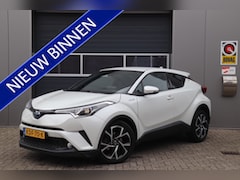 Toyota C-HR - 1.8 Hybrid Dynamic, Stoelverwarming, Camera, Cruise, Navi
