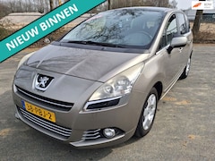 Peugeot 5008 - 1.6 VTi Blue Lease 7p. NETTE AUTO RIJDT EN SCHAKELT GOED