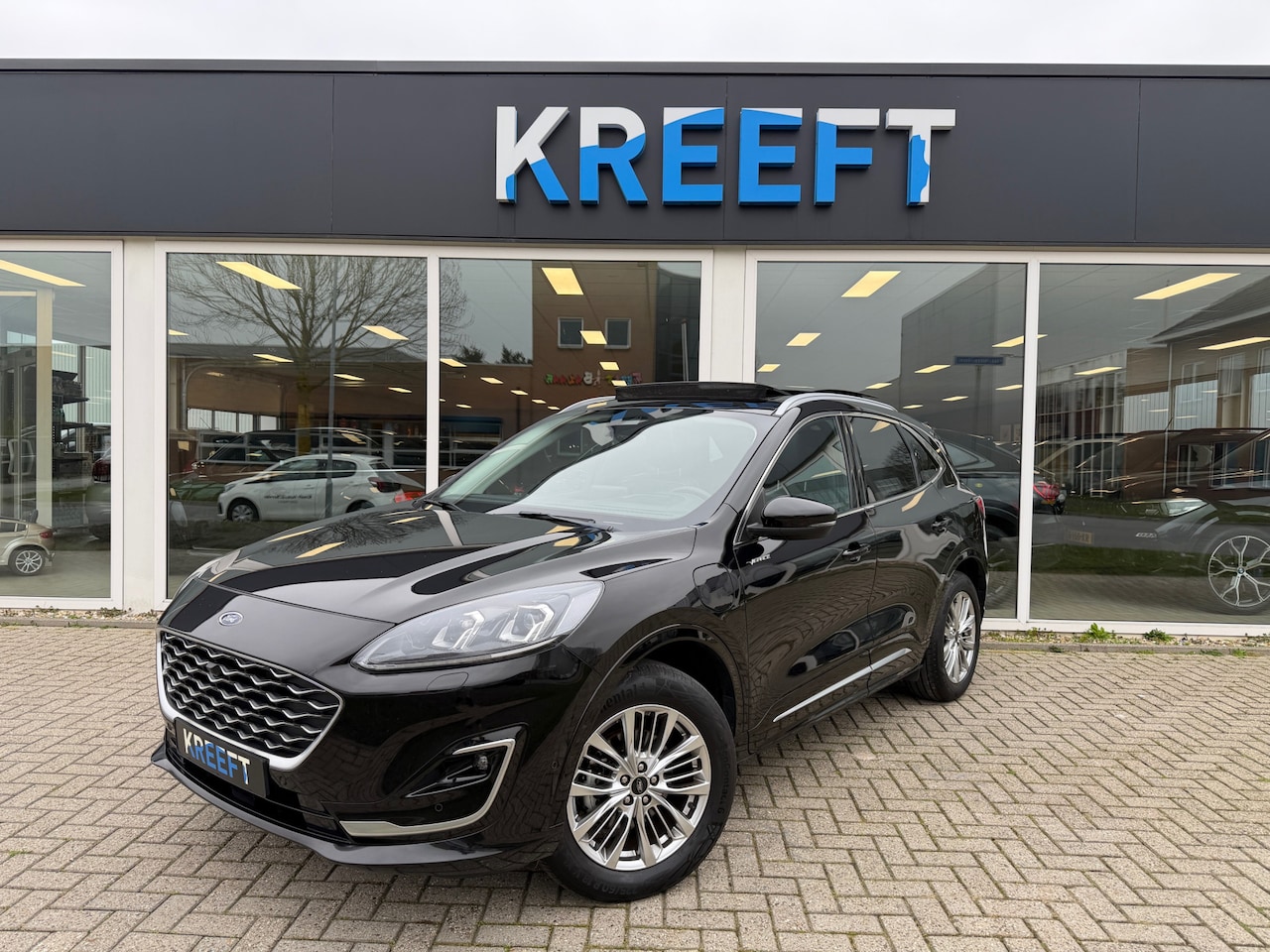 Ford Kuga - 2.5 PHEV Vignale Trekhaak | Pano | Leder - AutoWereld.nl