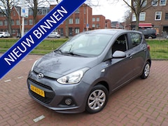 Hyundai i10 - 1.0i i-Motion Comfort APPLE CARPLAY CAMERA NAVI TEL CRUISECONTROL