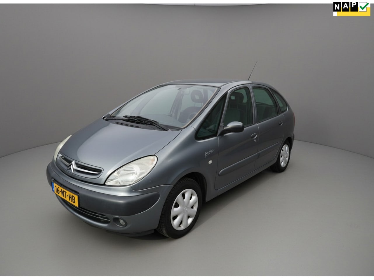 Citroën Xsara Picasso - 1.8i-16V Différence 2 1.8i-16V Différence 2, Trekhaak, Clima, Cruise, NW APK, NAP - AutoWereld.nl
