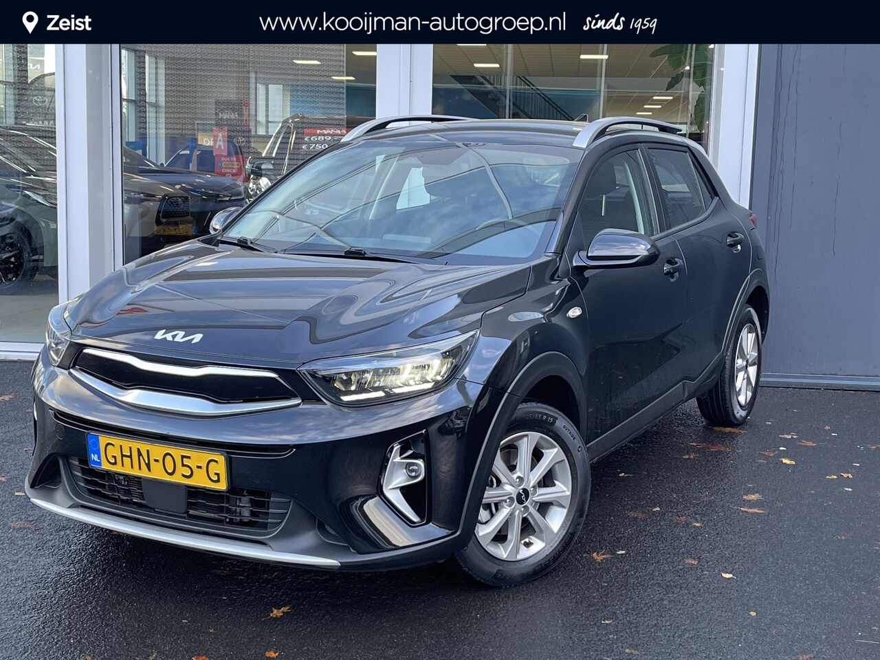 Kia Stonic - 1.0 T-GDi MHEV DynamicLine Achteruitrijcamera | Cruise control | Airco | Centrale deurvegr - AutoWereld.nl