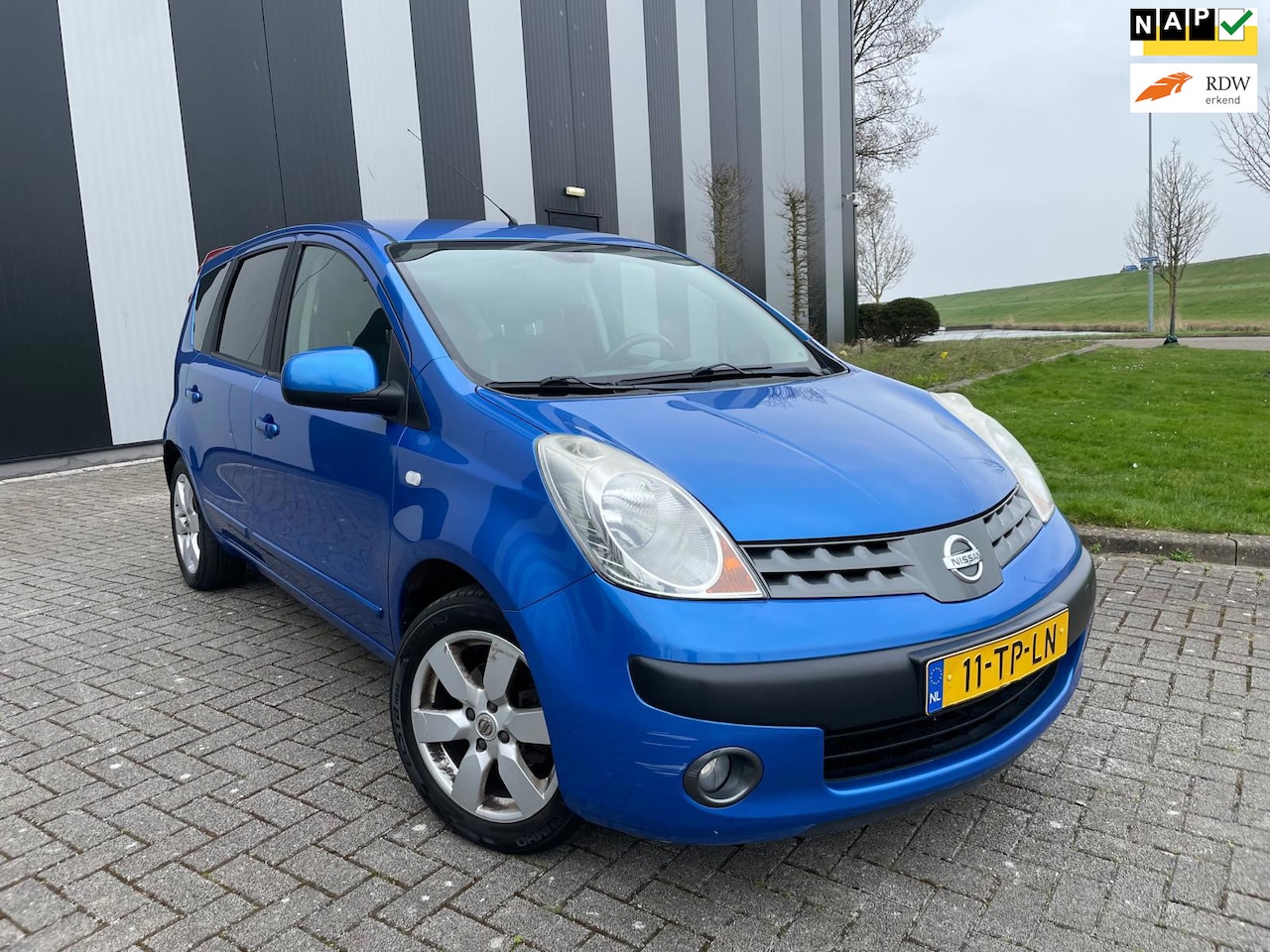Nissan Note - 1.6 Tekna Automaat-2e Eigenaar-Keyless-Clima-Lmv-Trekhaak - AutoWereld.nl