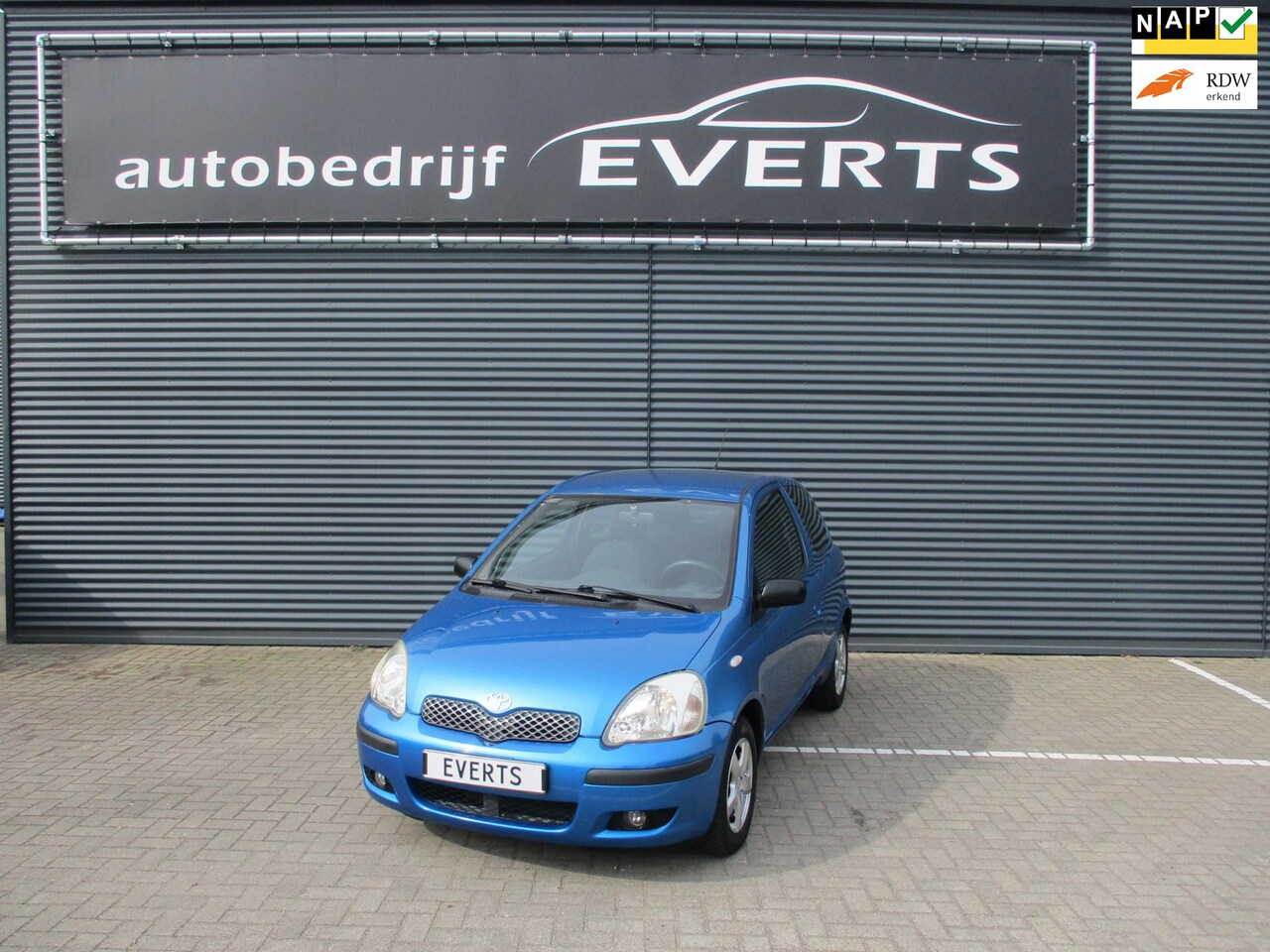 Toyota Yaris - 1.3 VVT-i Luna zeer mooie zuinige auto voor nog jaren rijplezier degelijke 1.3 van toyota - AutoWereld.nl