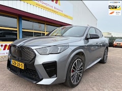 BMW iX2 - XDrive30 67 kWh MET FABRIEKS GARANTIE