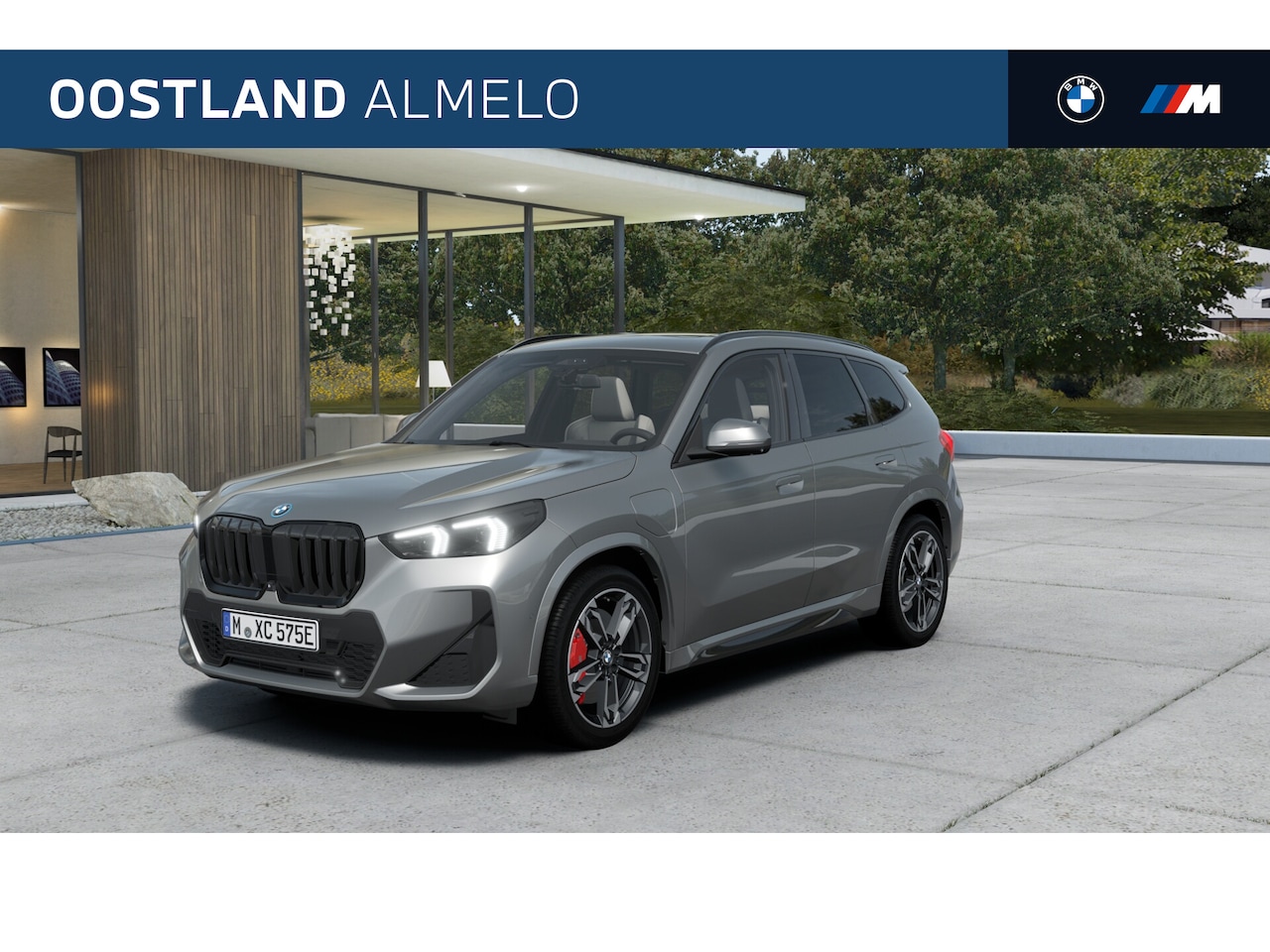 BMW X1 - xDrive25e High Executive M Sport Automaat / Panoramadak / Trekhaak / Sportstoelen / Head-U - AutoWereld.nl