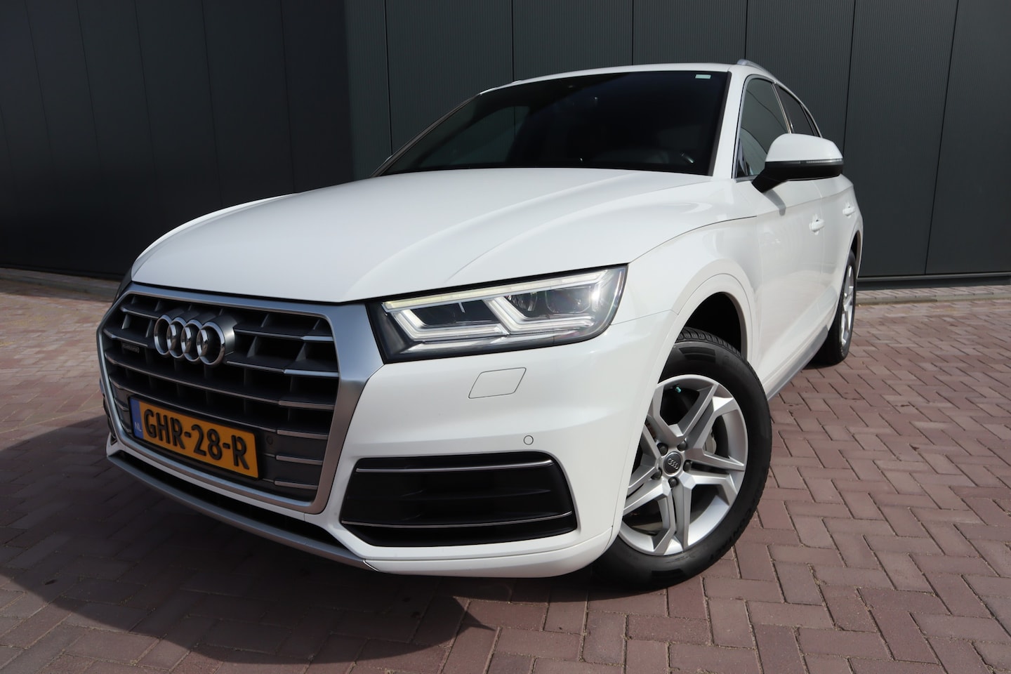 Audi Q5 - 2.0 TFSI quattro Sport S Line Panoramadak Leder Xenon Led Stuurverwarming  Etc.Etc. - AutoWereld.nl