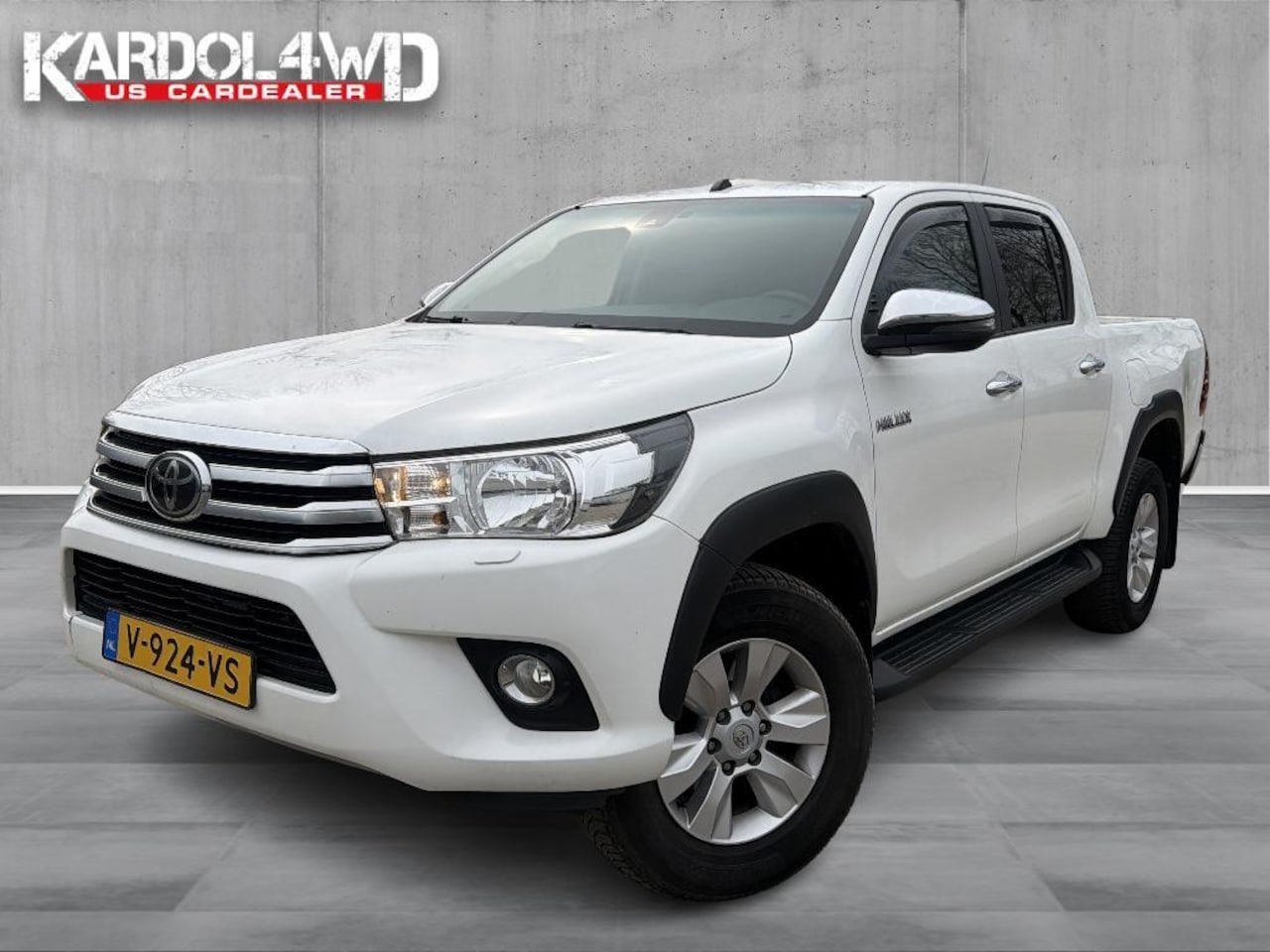 Toyota HiLux - 2.4 D-4D-F Double Cab Professional | BE-Trekker | Trekhaak | - AutoWereld.nl