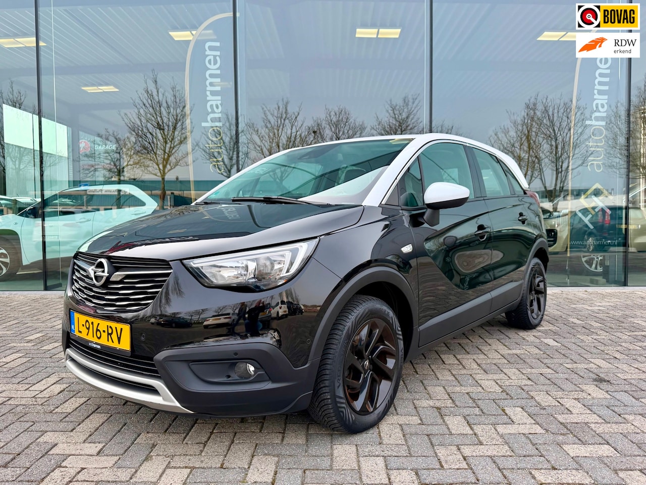 Opel Crossland X - 1.2 Turbo Innovation 1.2 Turbo 130pk Innovation, 2-tone, CarPlay, KeyLess, Camera - AutoWereld.nl