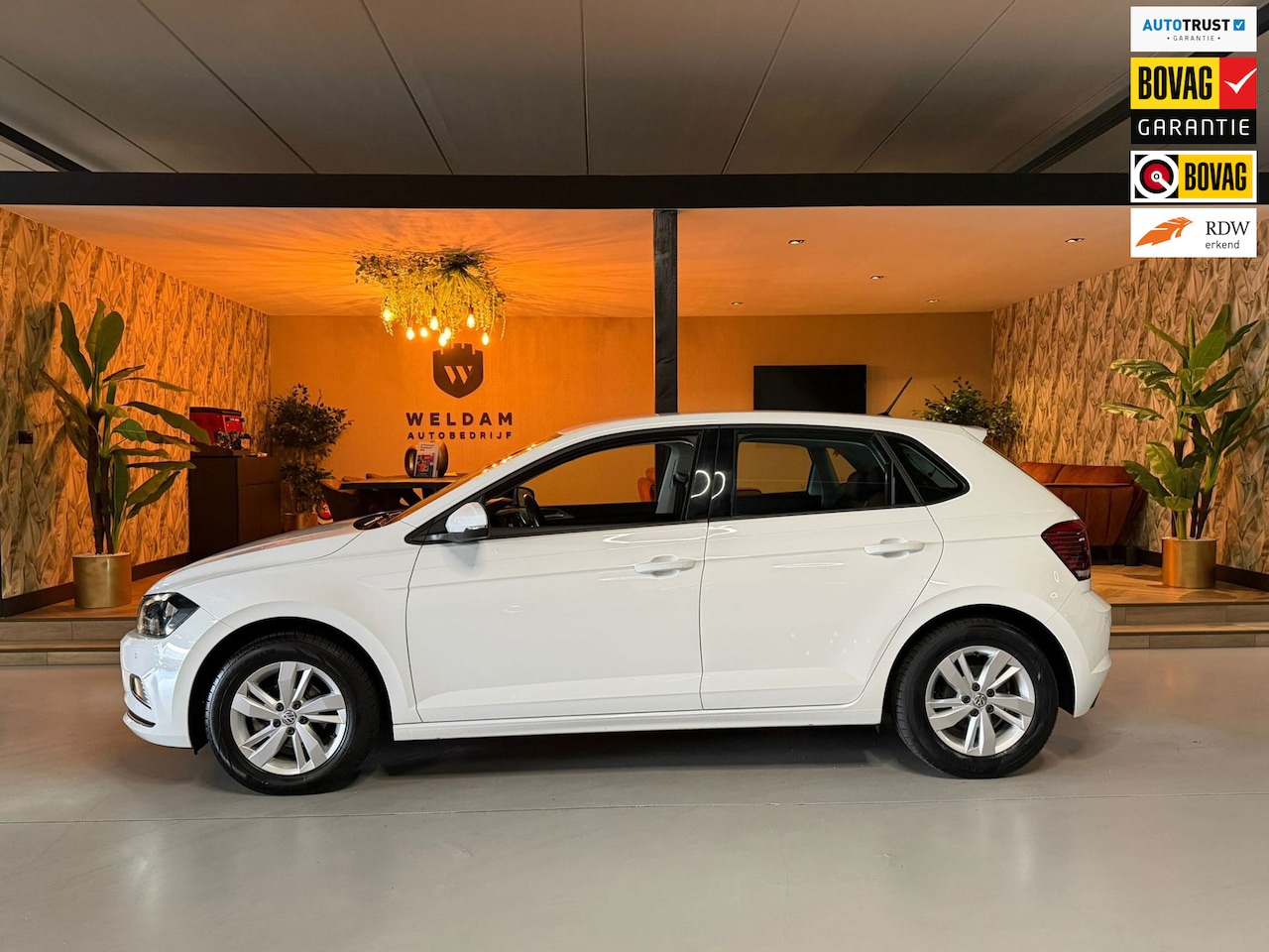 Volkswagen Polo - 1.0 TSI Comfortline Business Garantie Trekhaak Airco PDC Rijklaar - AutoWereld.nl
