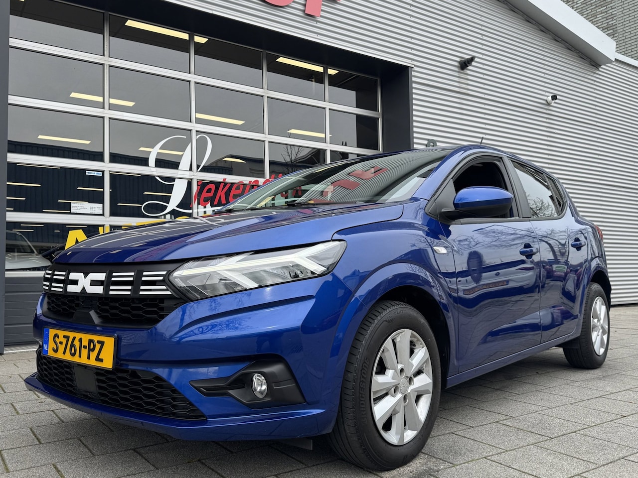 Dacia Sandero - 1.0 TCe 100 ECO-G Expression - Apple CarPlay / Navigatie I Airco I PDC I Comfort pakket Pl - AutoWereld.nl