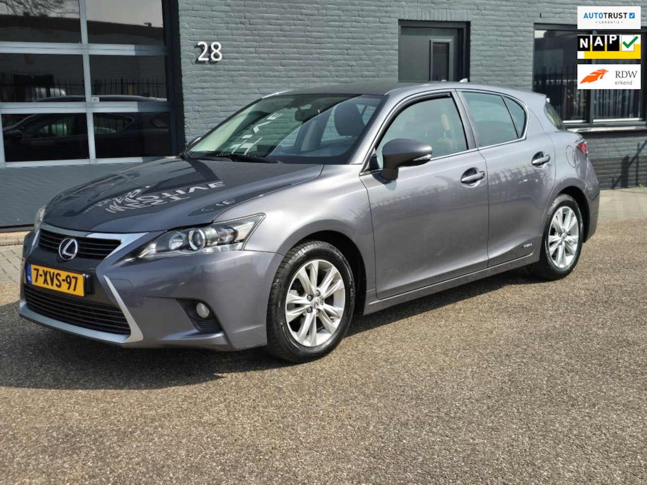Lexus CT 200h - Business Line LEDER NED AUTO MET NAP EN BOEKJES - AutoWereld.nl