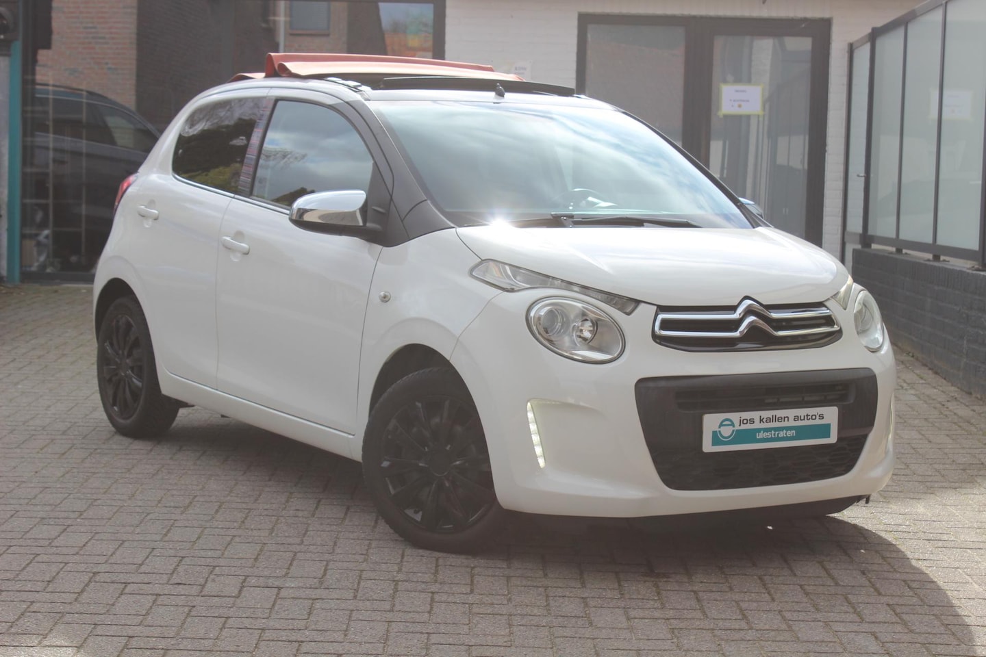 Citroën C1 - 1.0 e-VTi Airscape Feel Vouwdak, Carplay, DAB, Airco. - AutoWereld.nl