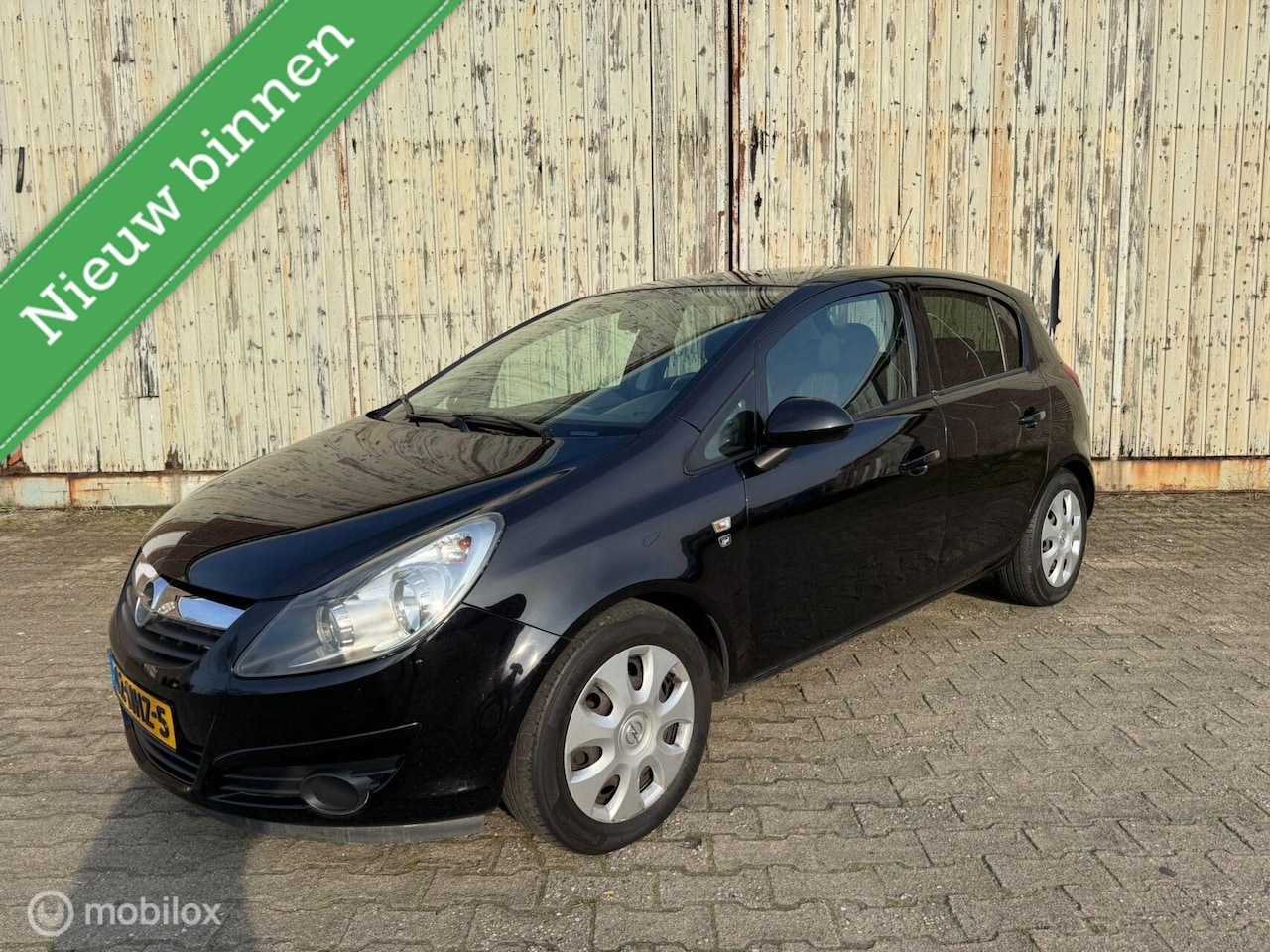 Opel Corsa - 1.2-16V '111' Edition Nieuwe distributie! - AutoWereld.nl