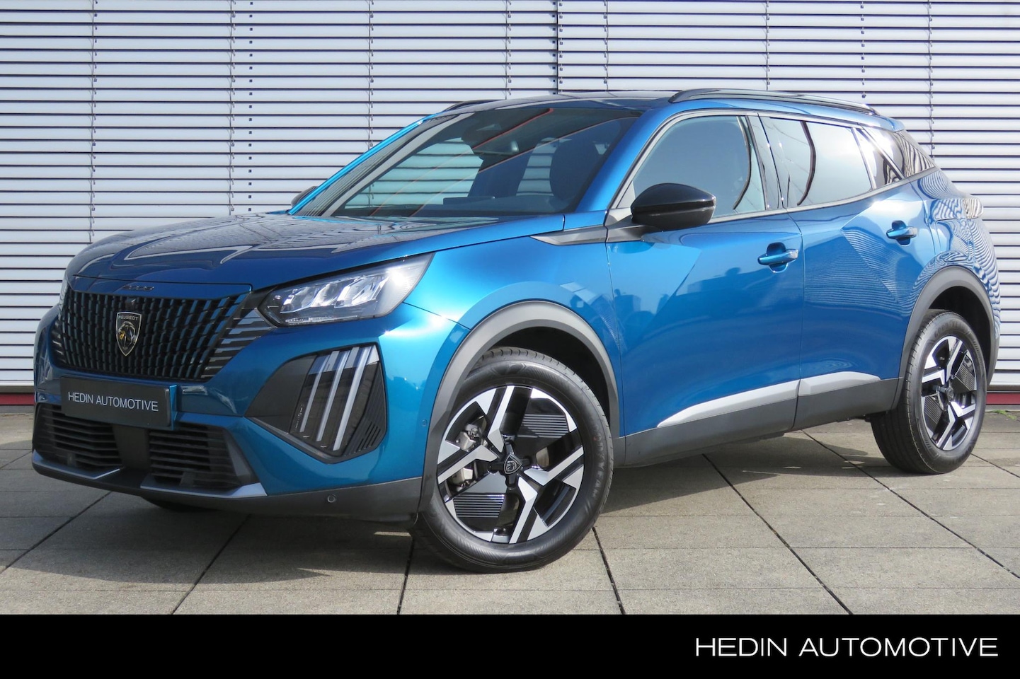 Peugeot 2008 - 1.2 Hybrid 145 Allure | DAB | Navigatie | Camera Voor & Achter | Keyless entry & Start | - AutoWereld.nl