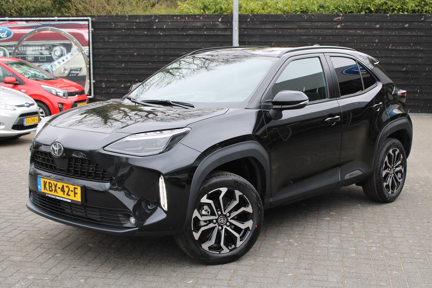 Toyota Yaris Cross - 1.5 VVT-I Hybrid 130pk Automaat Dynamic, Winter en Safety Pack - AutoWereld.nl