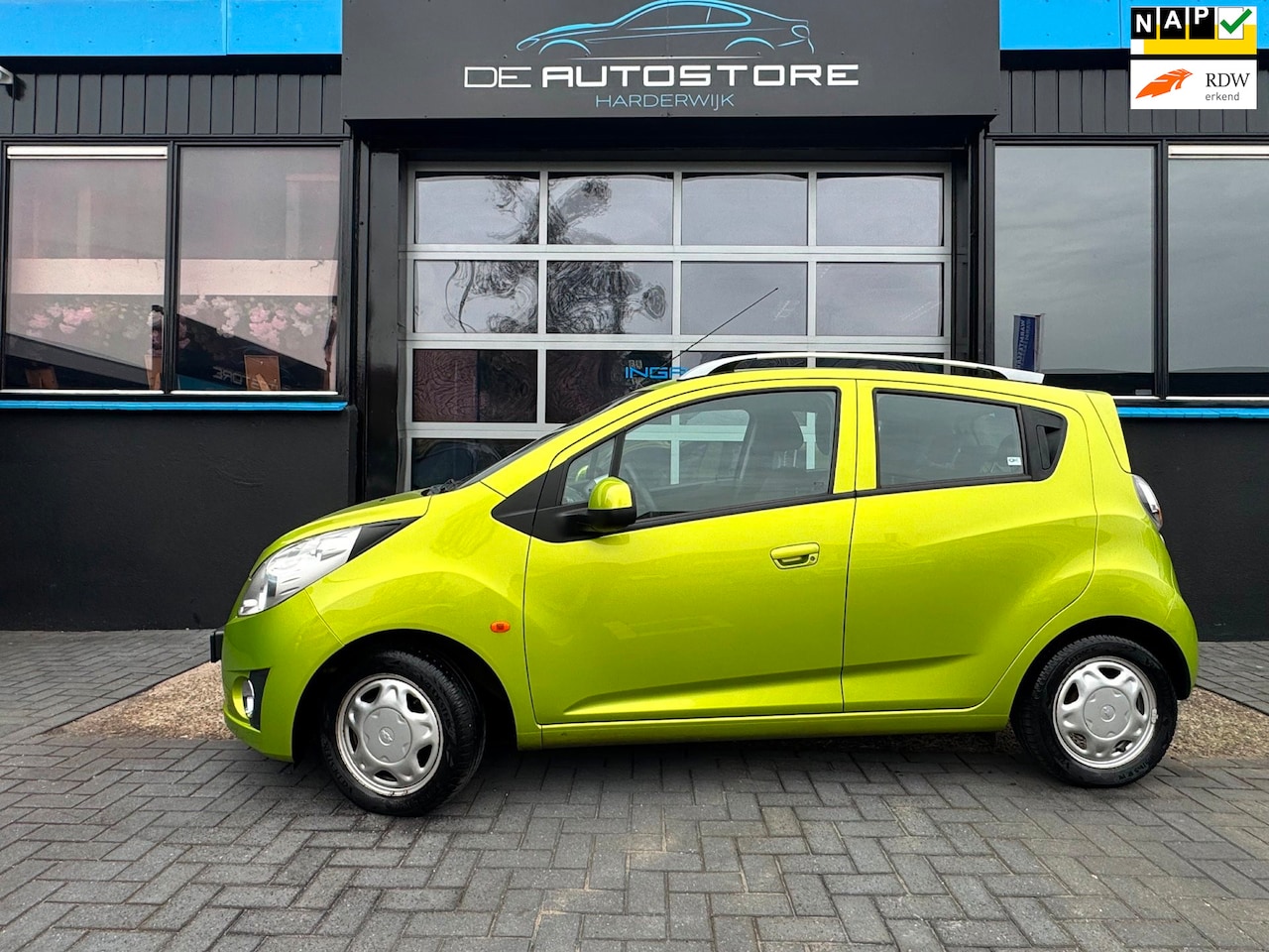 Chevrolet Spark - 1.0 16V LS Bi-Fuel 2e Eig Airco Multi Stuur Elec Spiegels Zeer nette Auto!!! - AutoWereld.nl