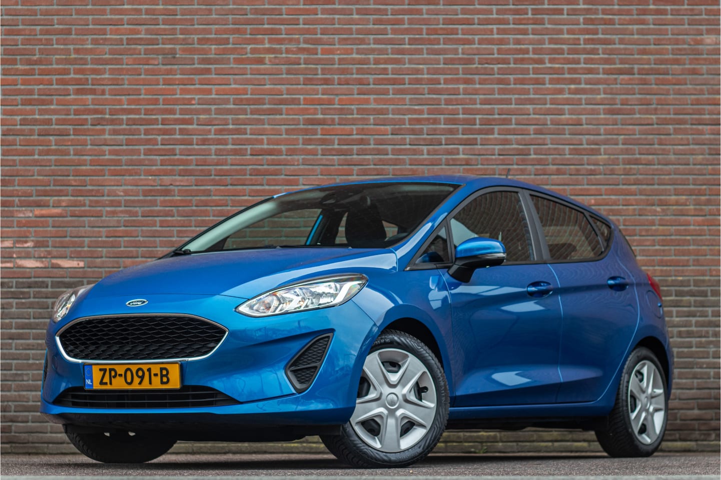 Ford Fiesta - 1.1 Trend 1.1 85pk Trend, 1e eigenaar, Carplay, PDC, DAB+, Airco, Lane Assist, Bluetooth. - AutoWereld.nl