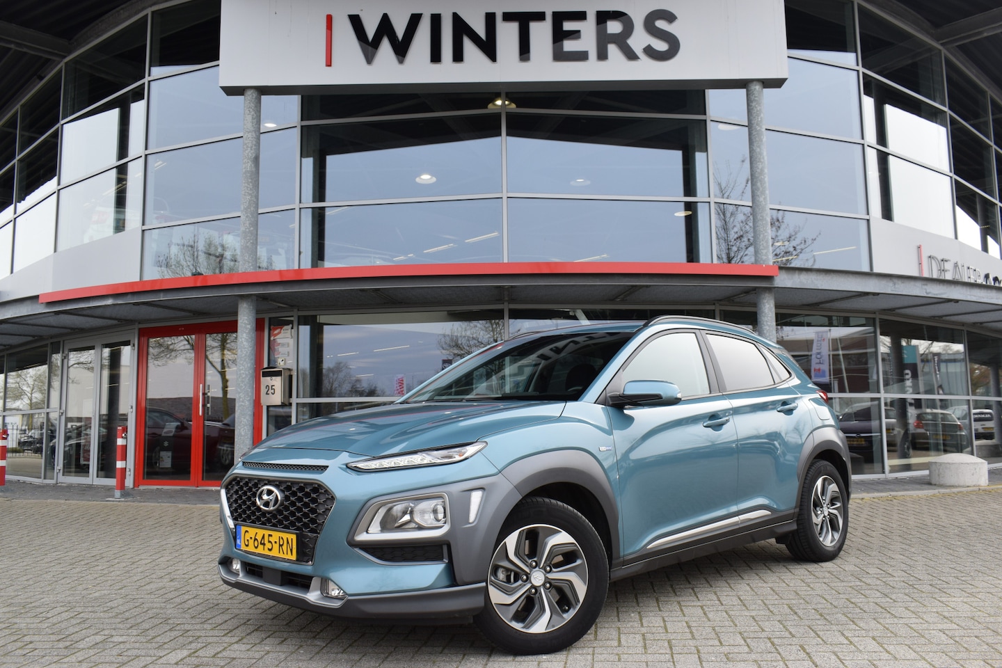 Hyundai Kona - 1.6 GDI HEV Fashion | Automaat | Trekhaak | Navigatie | Camera | Adaptieve Cruise Control - AutoWereld.nl