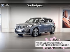BMW iX1 - xDrive30 67 kWh | M Sport | Stoelverwarming | Driving Assistant Plus | Selections 2500