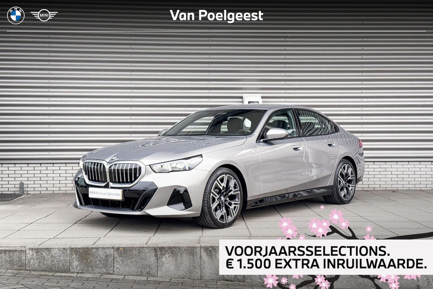 BMW 5-serie - Sedan 520i M Sportpakket / Innovation Pack / Comfort Pack / Stoelventilatie / Elektrisch v - AutoWereld.nl