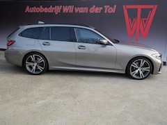 BMW 3-serie Touring - 330i HIGH EXECUTIVE | M-SPORT | PANO | H/K | LASER | TREKHAAK | 1e EIGENAAR