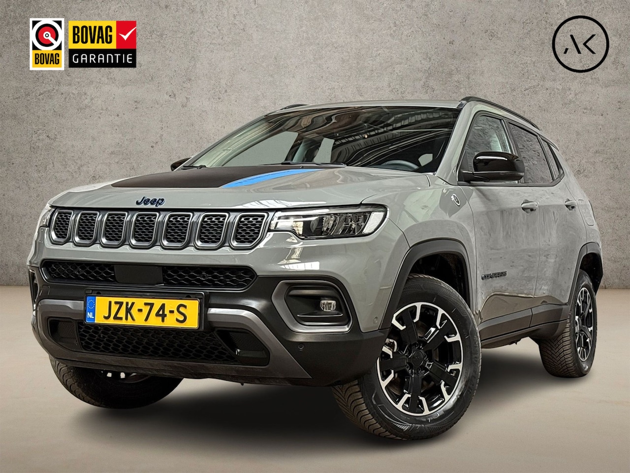 Jeep Compass - 4xe 240 Plug-in Hybrid Electric Trailhawk 240Pk Automaat (PANORAMADAK, NARDO GREY, VIRTUAL - AutoWereld.nl