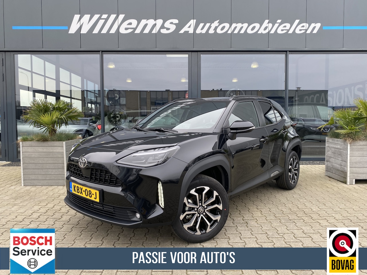Toyota Yaris Cross - 1.5 Hybrid 130 Dynamic Stuur & Stoelverwarming , App Connect , Camera - AutoWereld.nl