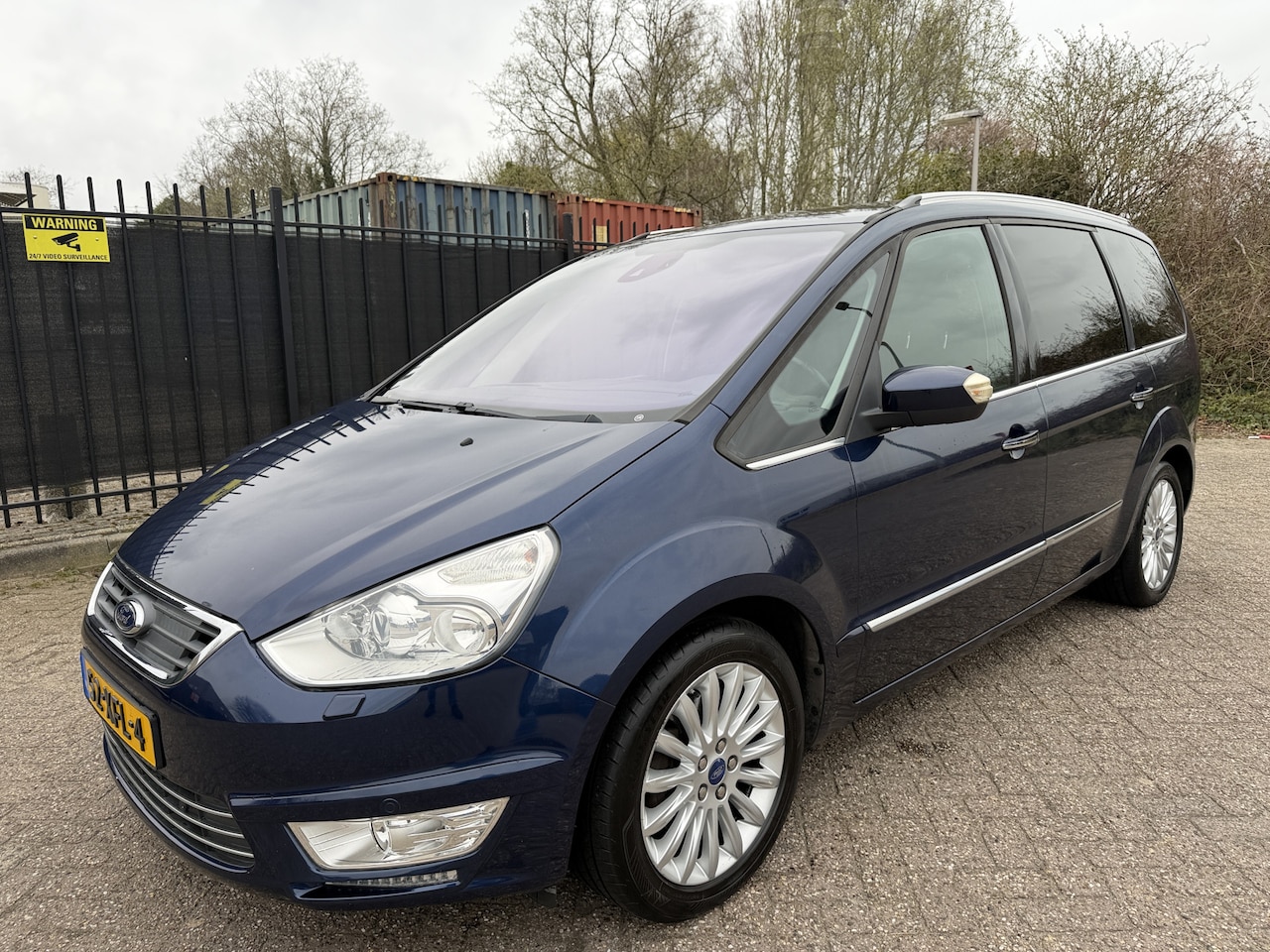 Ford Galaxy - 1.6 SCTi Titanium 7P Leer/Stoelverw/Pano/Clima/Navi/Trekhaak - AutoWereld.nl