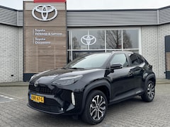 Toyota Yaris Cross - HYBRID 115 FIRST EDITION STOEL/STUURVERW APPLE/ANDROID NAVI CLIMA AD-CRUISE 17” LM-VELGEN