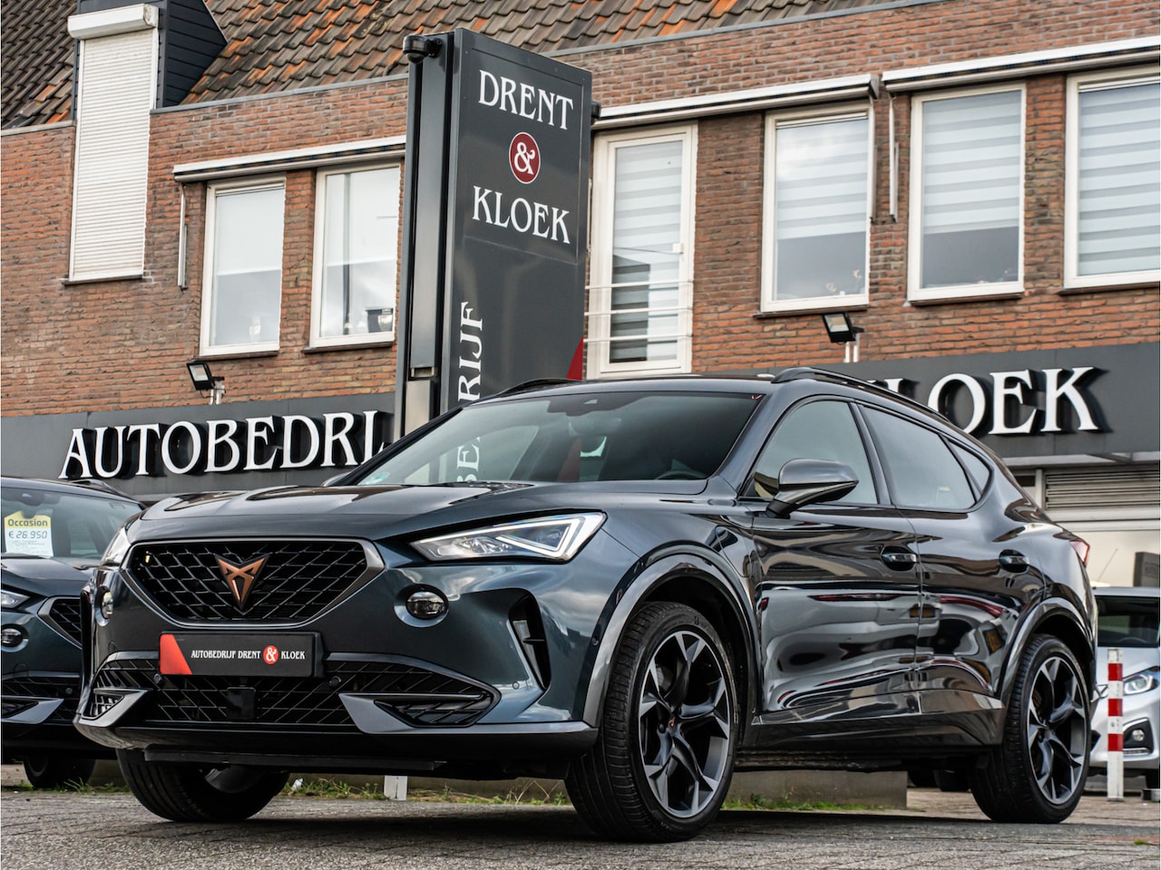 CUPRA Formentor - 1.4 e-Hybrid VZ Performance SCHAALSTOELEN CAMERA 19 INCH STOELVERW BLACK OPTIC - AutoWereld.nl