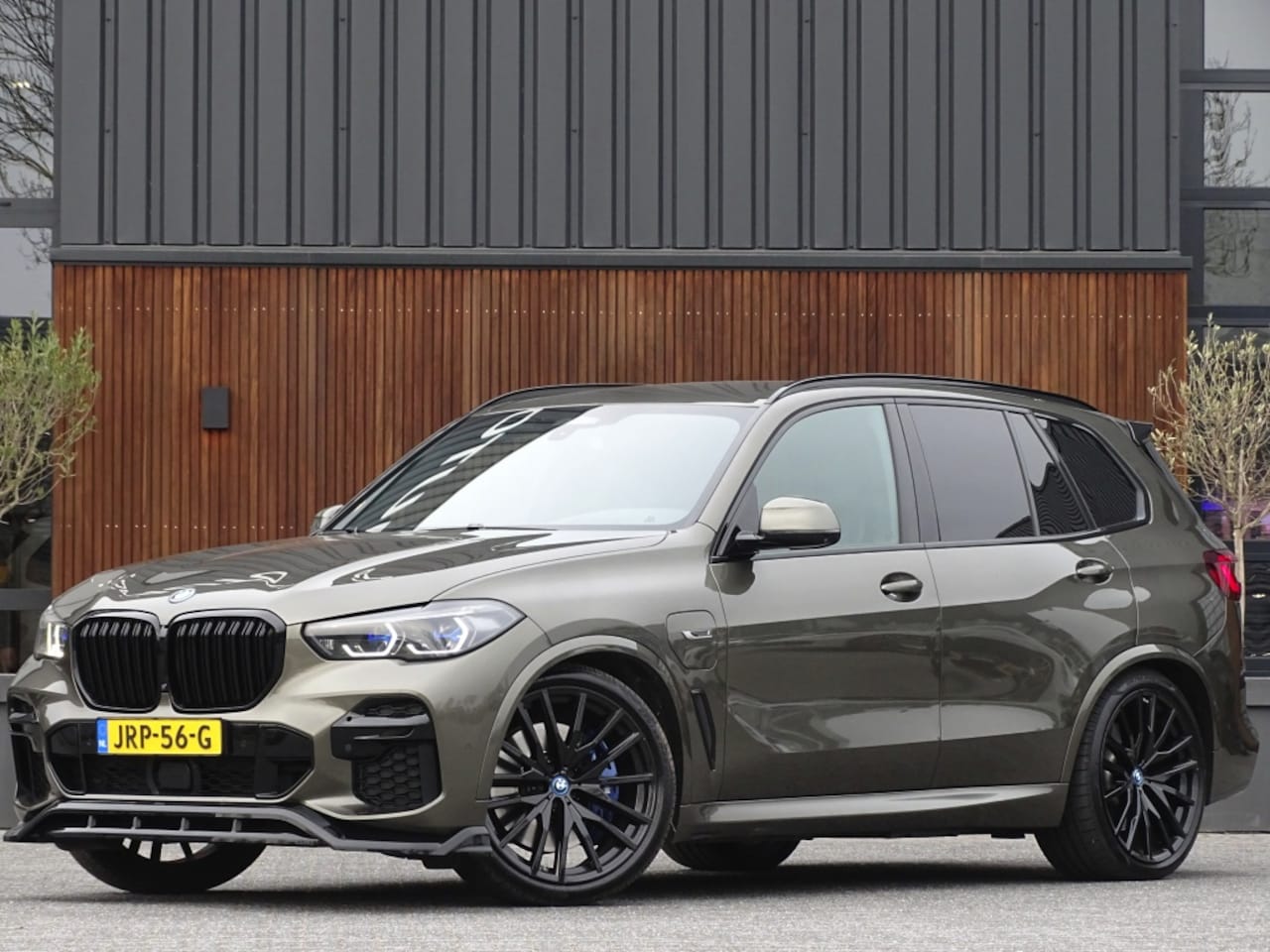 BMW X5 - 45e 392PK X-drive M-Sport Pro / Individual / Laser / 360° - AutoWereld.nl