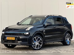 Lynk & Co 01 - 1.5 DENKBARE OPTIES PANORAMA NAVI CAMER