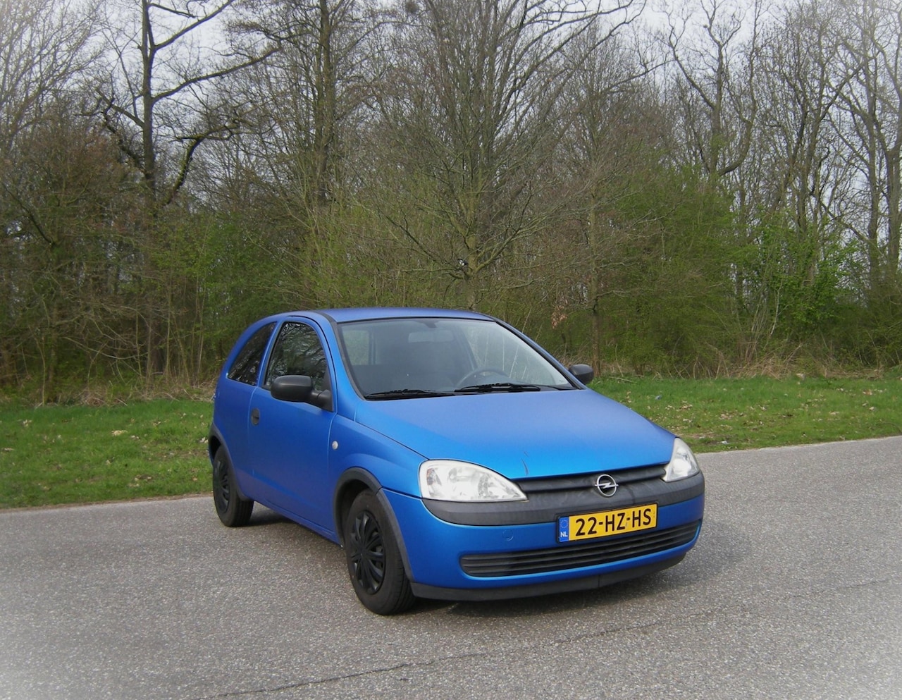 Opel Corsa - 1.2-16V . Inruil koopje .....auto is gerapt mat . - AutoWereld.nl