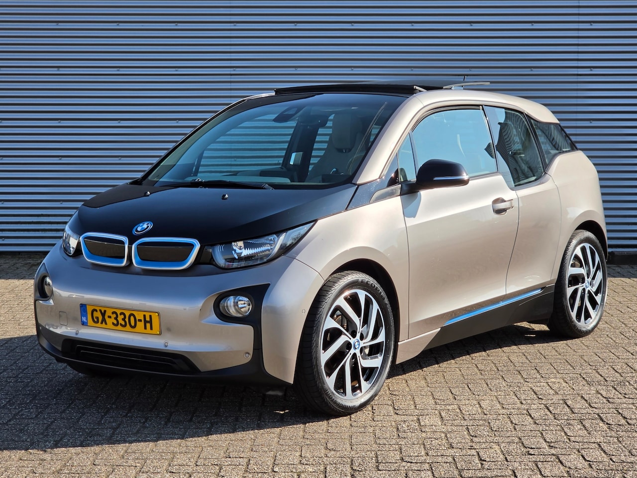 BMW i3 - Range Extender Comfort Advance Pano Camera - AutoWereld.nl