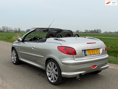 Peugeot 206 CC - 1.6-16V CABRIO Roland Garros Leer Clima Etc