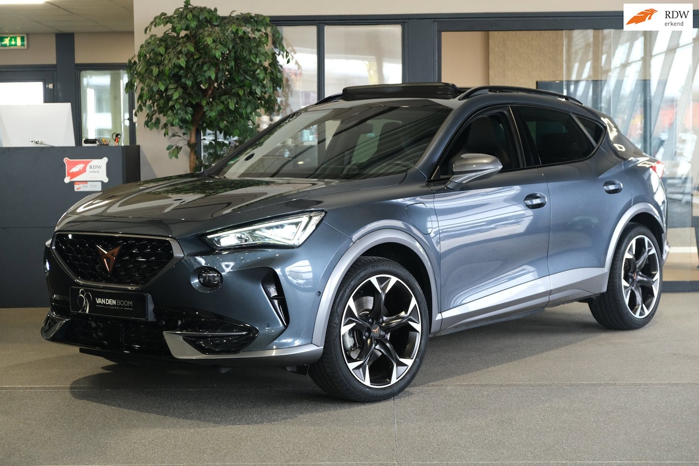 CUPRA Formentor - 1.4 e-Hybrid 204PK Pano Vol Leder Cam Led Navi Elekt Achterklep - AutoWereld.nl